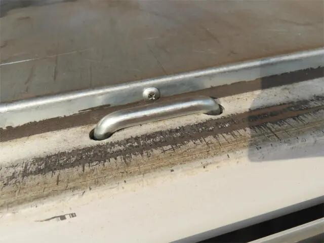 いすゞフォワードアルミウイング増トン（6t・8t）[写真26]