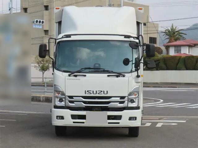 いすゞフォワードアルミウイング増トン（6t・8t）[写真05]