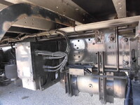 いすゞギガアルミウイング大型（10t）[写真15]