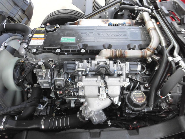 三菱ふそうファイタークレーン4段中型（4t）[写真26]