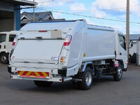 三菱ふそうキャンターパッカー車（塵芥車）小型（2t・3t）[写真02]