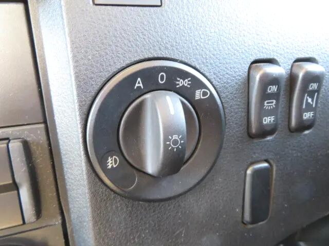 三菱ふそうファイター平ボディ増トン（6t・8t）[写真15]