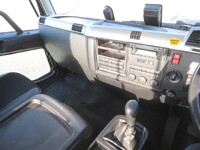 三菱ふそうファイター平ボディ増トン（6t・8t）[写真18]