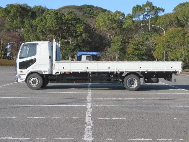 三菱ふそうファイター平ボディ増トン（6t・8t）[写真03]