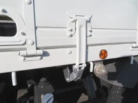 三菱ふそうファイター平ボディ増トン（6t・8t）[写真32]