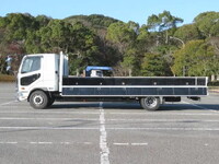 三菱ふそうファイター平ボディ増トン（6t・8t）[写真08]