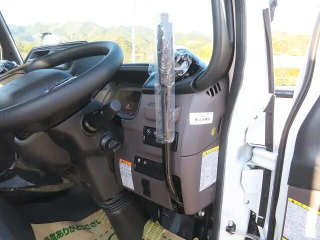 三菱ふそうキャンターダンプ小型（2t・3t）[写真22]