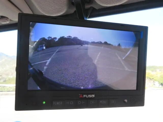 三菱ふそうキャンターダンプ小型（2t・3t）[写真23]