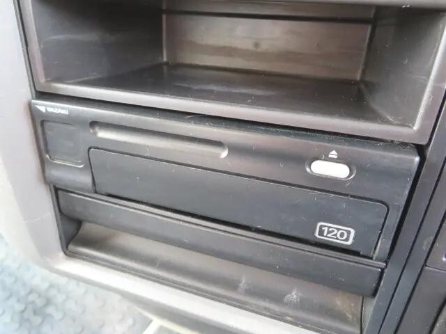 三菱ふそうファイタークレーン4段増トン（6t・8t）[写真16]