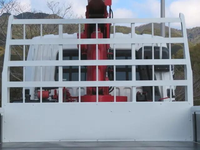 三菱ふそうファイタークレーン4段増トン（6t・8t）[写真21]