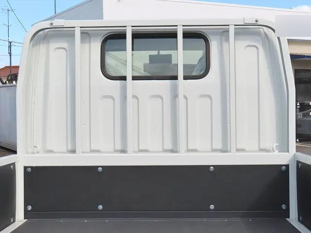 三菱ふそうキャンター平ボディ小型（2t・3t）[写真25]