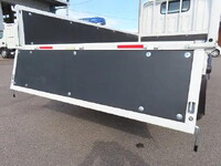 三菱ふそうキャンター平ボディ小型（2t・3t）[写真29]