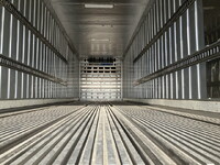 日野プロフィア冷凍車（冷蔵車）大型（10t）[写真14]