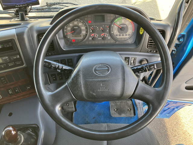 日野プロフィア冷凍車（冷蔵車）大型（10t）[写真33]