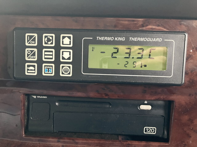 日野プロフィア冷凍車（冷蔵車）大型（10t）[写真36]