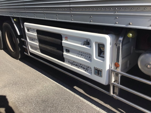 日野プロフィア冷凍車（冷蔵車）大型（10t）[写真08]