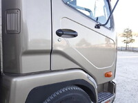 三菱ふそうファイターアルミウイング中型（4t）[写真12]