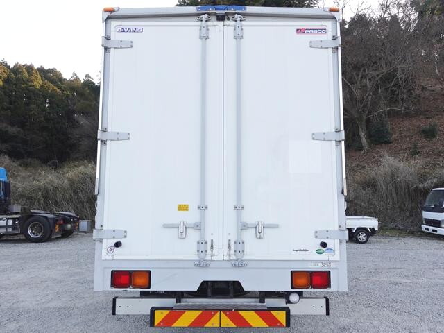 三菱ふそうファイターアルミウイング中型（4t）[写真02]