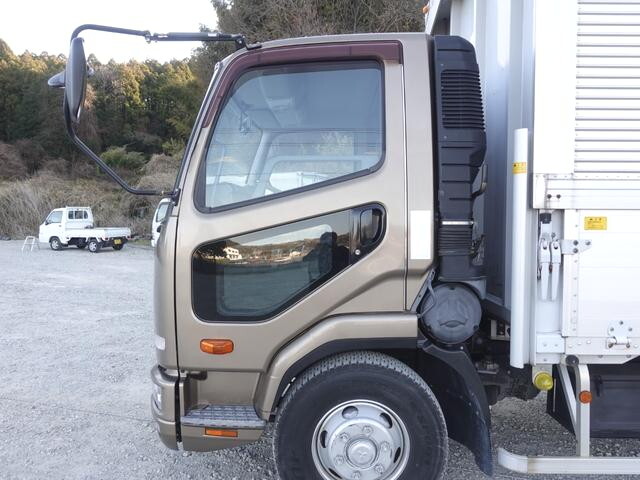 三菱ふそうファイターアルミウイング中型（4t）[写真06]