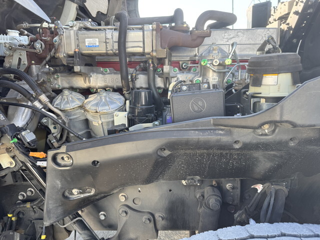 日野プロフィアコンテナ専用車大型（10t）[写真11]