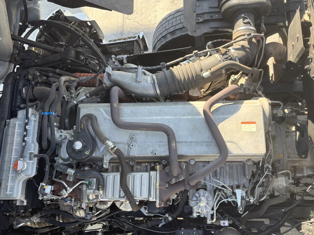 日野プロフィアコンテナ専用車大型（10t）[写真14]