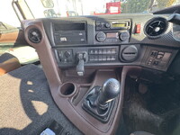 日野プロフィアコンテナ専用車大型（10t）[写真20]