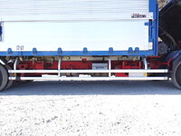 いすゞフォワードアルミウイング中型（4t）[写真17]