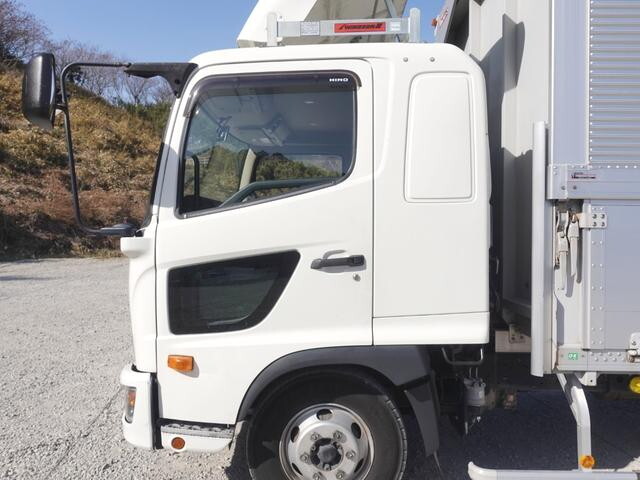 日野レンジャーアルミウイング中型（4t）[写真10]