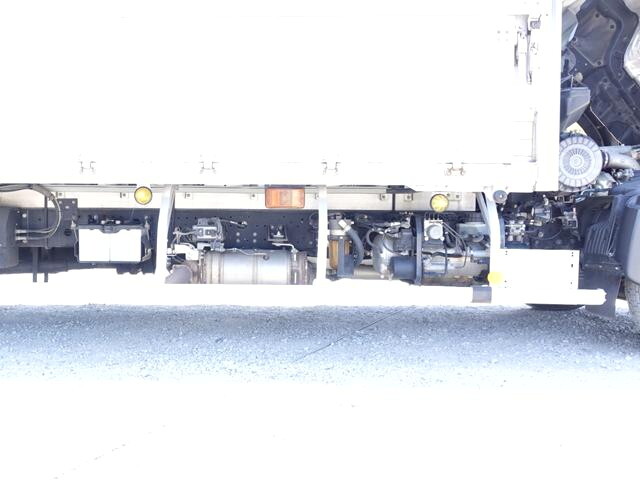 日野レンジャーアルミウイング中型（4t）[写真17]