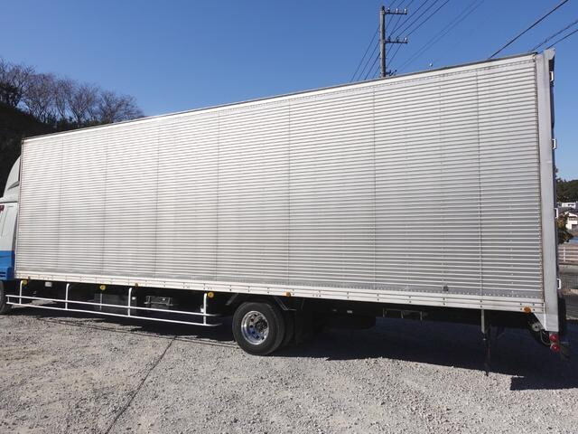 三菱ふそうファイターアルミバン中型（4t）[写真10]