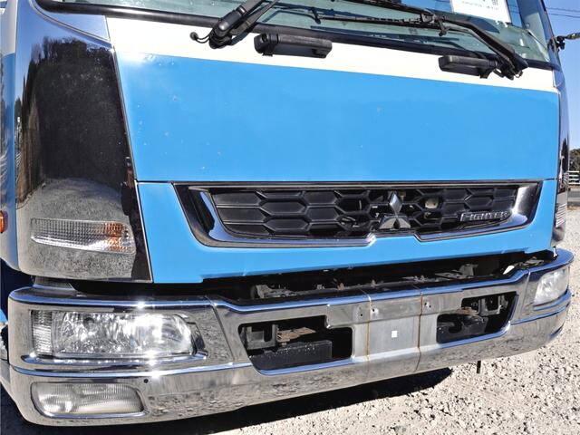 三菱ふそうファイターアルミバン中型（4t）[写真05]