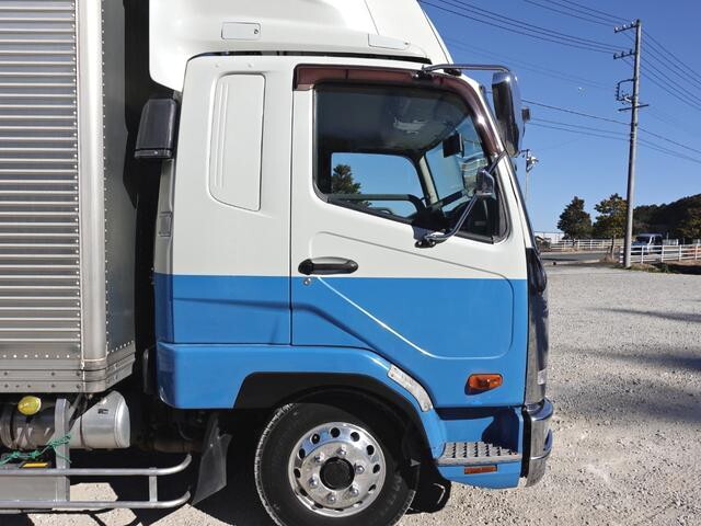 三菱ふそうファイターアルミバン中型（4t）[写真07]