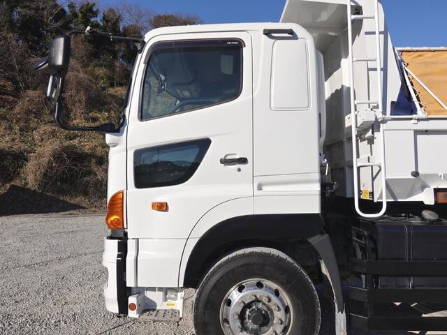 日野プロフィアダンプ大型（10t）[写真16]