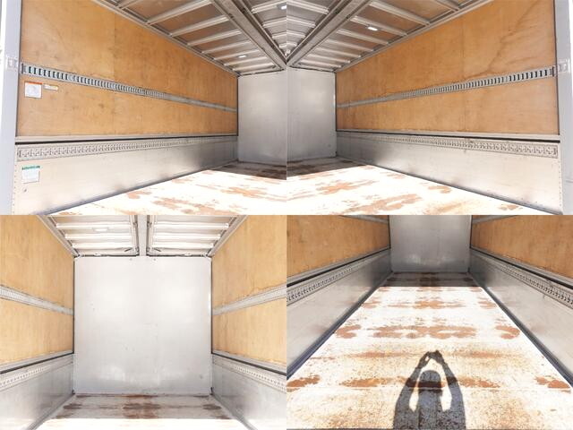 いすゞフォワードアルミウイング中型（4t）[写真10]