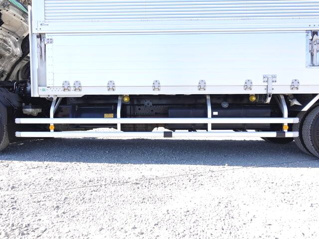 いすゞフォワードアルミウイング中型（4t）[写真22]