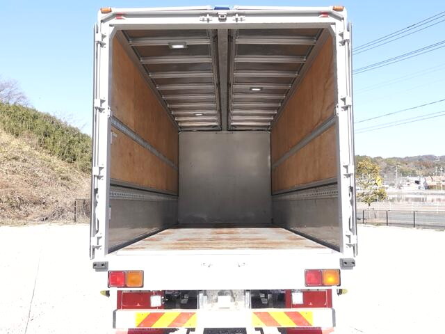 いすゞフォワードアルミウイング中型（4t）[写真09]