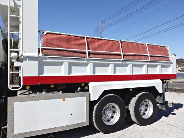 三菱ふそうスーパーグレートダンプ大型（10t）[写真11]