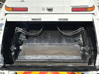 いすゞエルフパッカー車（塵芥車）小型（2t・3t）[写真12]