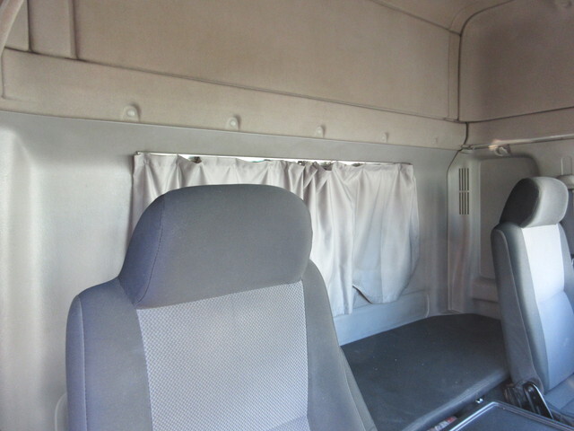 日野レンジャーアルミウイング中型（4t）[写真12]