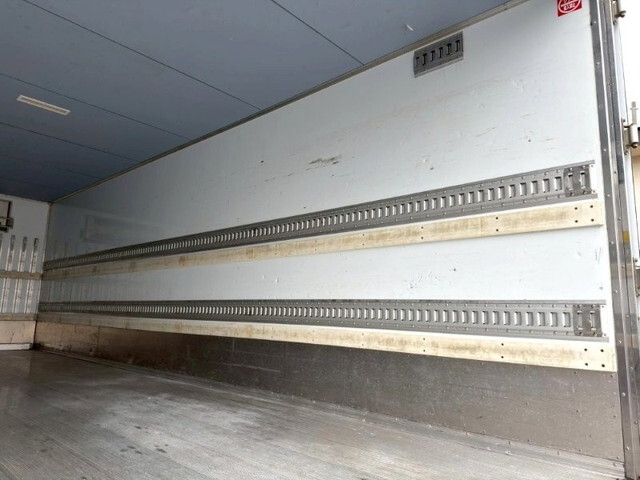 日野レンジャー冷凍車（冷蔵車）増トン（6t・8t）[写真10]