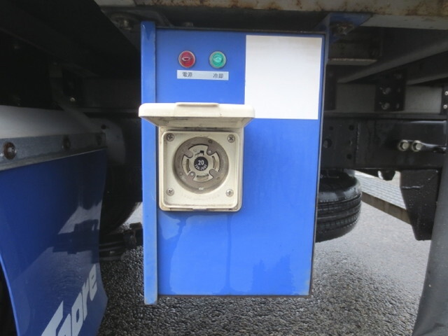 日野デュトロ冷凍車（冷蔵車）小型（2t・3t）[写真13]