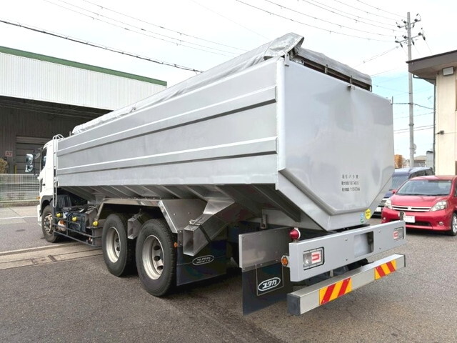 日野プロフィアバルク車（粉粒体運搬車）大型（10t）[写真02]