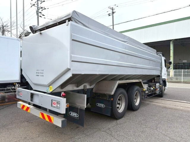 日野プロフィアバルク車（粉粒体運搬車）大型（10t）[写真04]