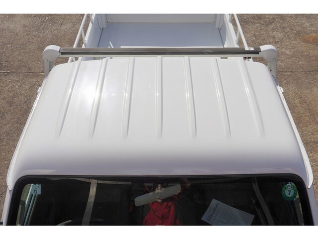 マツダボンゴ平ボディ小型（2t・3t）[写真13]