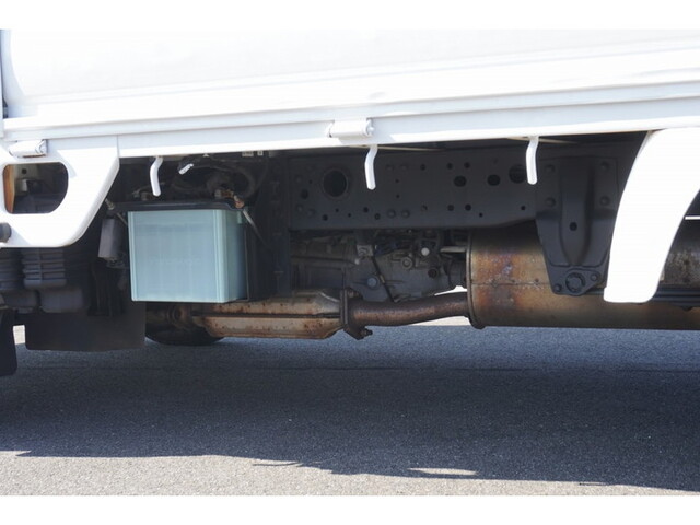 マツダボンゴ平ボディ小型（2t・3t）[写真23]