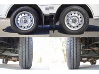 マツダボンゴ平ボディ小型（2t・3t）[写真28]