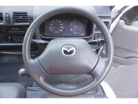 マツダボンゴ平ボディ小型（2t・3t）[写真31]