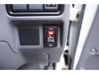 マツダボンゴ平ボディ小型（2t・3t）[写真37]