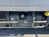 いすゞエルフパネルバン小型（2t・3t）[写真23]