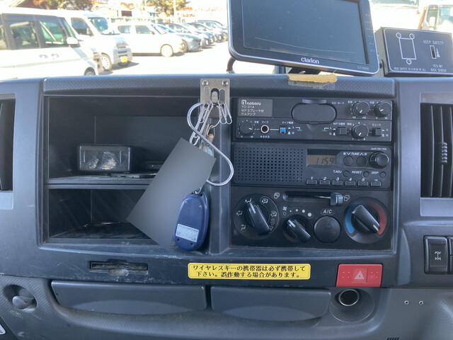 いすゞエルフパネルバン小型（2t・3t）[写真36]